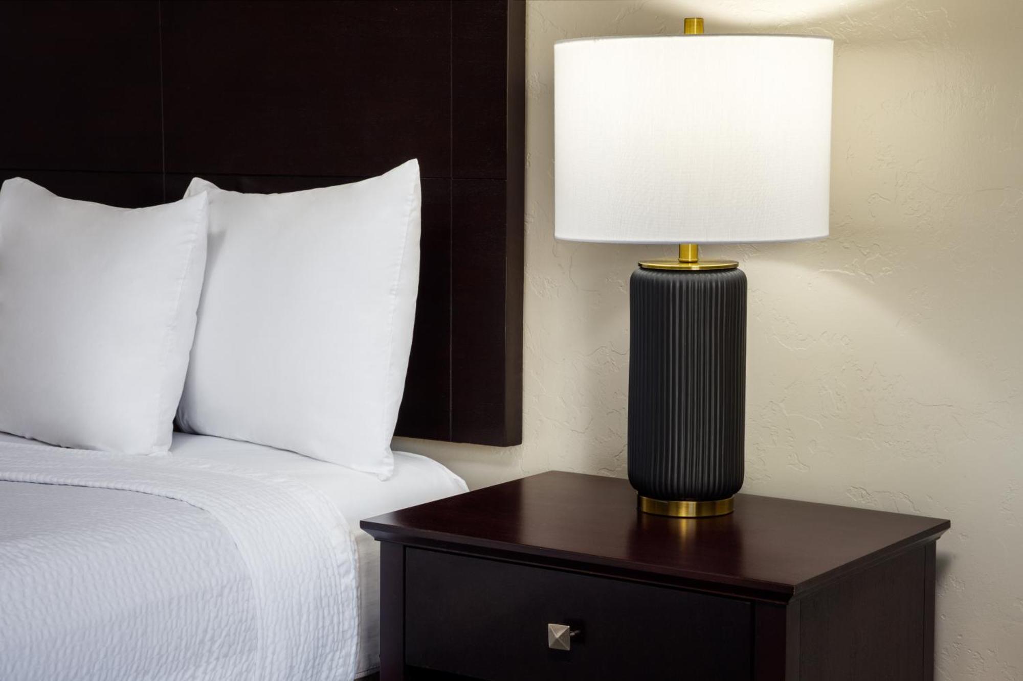 Wyndham Tucson Airport Hotel & Conference Center Bagian luar foto