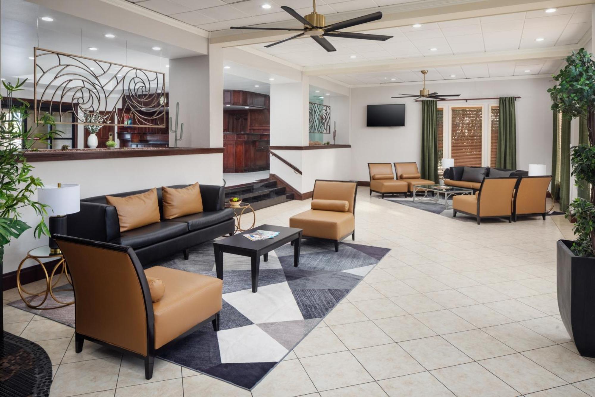 Wyndham Tucson Airport Hotel & Conference Center Bagian luar foto